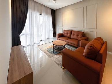Sapphire Paradigm ready to move in with full furnished 200m to Mall