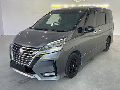Nissan SERENA 2.0 S-HYBRID PREMIUM HIGHWAY