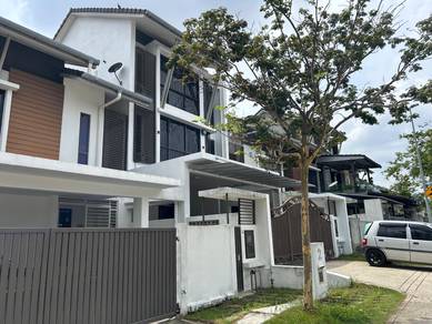 Renovated unit 3-storey Ivy Clover Denai Alam Shah Alam Elmina Sale