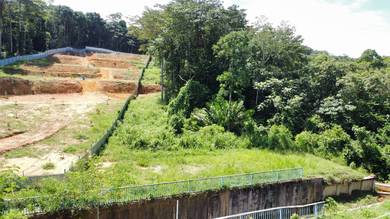 (Freehold, Tepi Jalan) Tanah Pembangunan 1.67 Ekar, Bandar Baru Salak