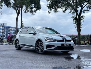 Volkswagen GOLF 1.4 TSI R-LINE (A)