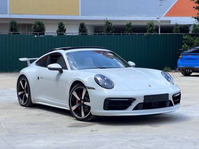 Porsche 911 3.0 CARRERA 4S (A)