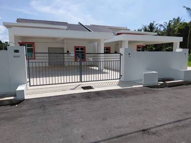 Rumah Semi-D Baru yang luas Di Pantai Air, Peramu Baru untuk dijual
