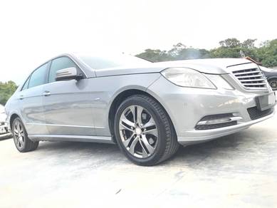 Mercedes Benz E200 1.8 CGI(A)LEATHER S/18"AMG RIM