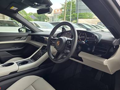 Porsche TAYCAN 4 CROSS TURISMO 5 Yrs Warranty