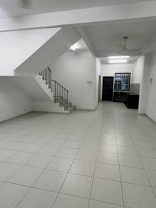 Double Storey House for Rent Senai Taman Scientex Utama