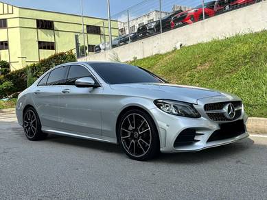 Mercedes Benz C300 2.0 AMG LINE (A)