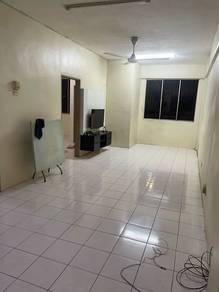 Kasturi Shop Apartment Batu 11 Taman Kasturi 3R2B Freehold 1st Floor