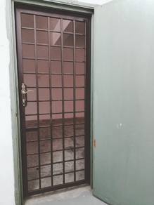 1st floor of 4-storey shop lot Indahpura