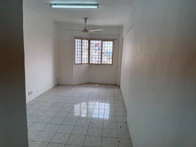 Vista Serdang Apartment, Serdang, Seri Kembangan, Selangor
