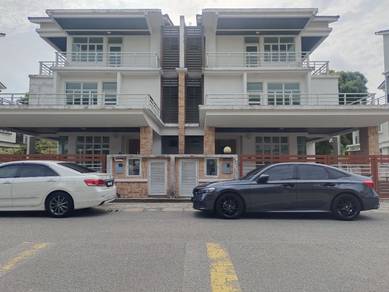 Semi D 3 Tingkat Luxury Guarded Residensi Pauh Penang