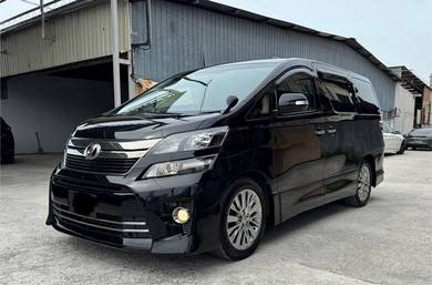 Toyota VELLFIRE 2.4 Z GOLDEN EYES MPV