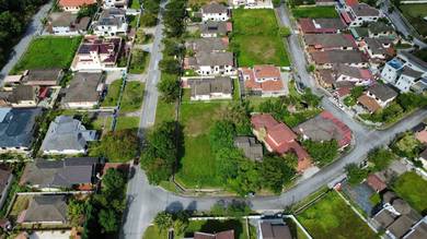 Lot Banglo Persiaran Bukit Meru 2, Ipoh Untuk dijual