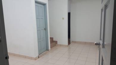 Taman puncak jalil 2 storey for sell
