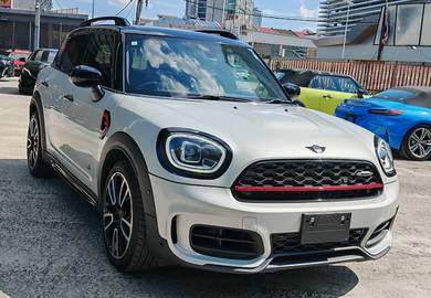 Mini COUNTRYMAN 2.0 JOHN COOPER WORKS Japan U