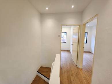 Taman Selayang Jaya [ Fully renovated ] below market price !!
