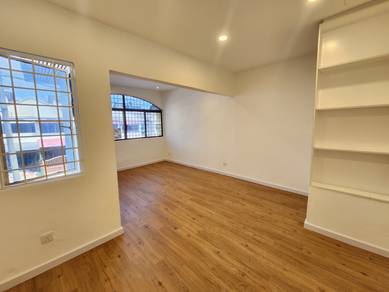 Taman Selayang Jaya [ Fully renovated ] below market price !!