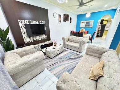RENOVATED Freehold Teres Setingkat Taman Desa Cempaka 3 Nilai