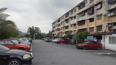 Move in condition unit flat in Taman Damai Indah Cheras Selangor