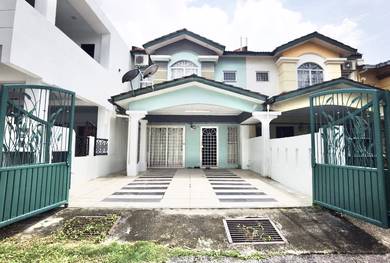(RENO+FURNISHED) Seksyen 8 Bangi, Teres 2 Storey Bandar Baru Bangi
