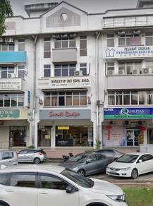 Sri Petaling Office Lot With Lift For Sale
