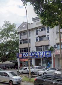Sri Petaling Office Lot With Lift For Sale