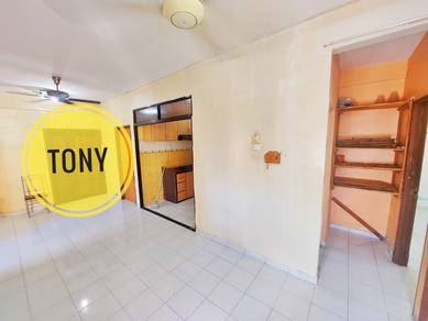 Desa Bayan Apartment