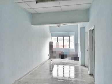 Non Bumi Lot / Walk Up Shop Apartment Taman Sri Serdang Seri Kembangan