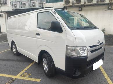 Toyota Hiace 2.5 (M) Panel Van Diesel Engine