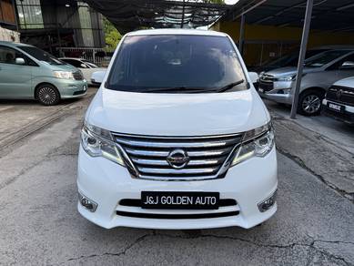 Nissan SERENA 2.0 S-HYBRID HIGHWAY STAR
