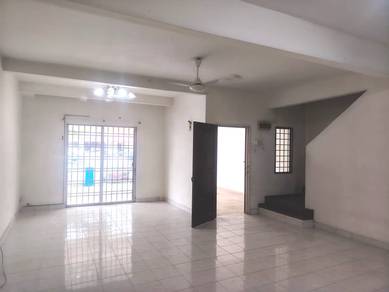 Double Storey Anggerik Tainia Kota Kemuning Freehold Extended Kitchen