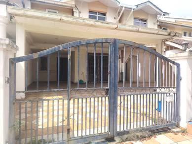 Double Storey Anggerik Tainia Kota Kemuning Freehold Extended Kitchen