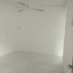 Flat Seksyen 1 @ Bandar Teknologi Kajang -Blok E Tingkat 4 -Ready unit