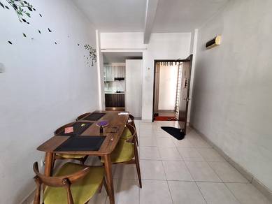 Freehold Non-Bumi Corner Unit, Orchis Apartment Bandar Parklands Klang