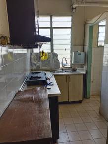 FLAT (LOWCOST) Desa Mentari, Block 8 , PETALING JAYA
