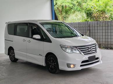 Nissan SERENA 2.0 S-HYBRID HIGHWAY STAR PREM