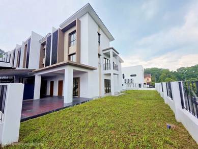 CORNER LOT 3 Storey Terrace Link House Ukay Bistari
