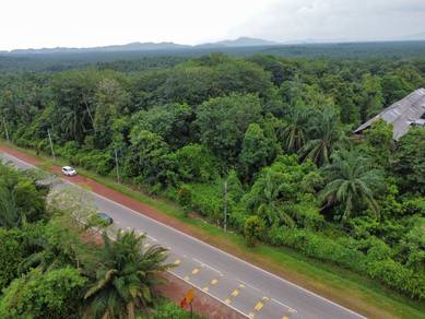 Parit Yaani Mainroad side Agriculture land For Sale