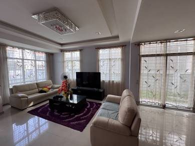 Fully furnished & renovated 2.5 storey Semi/D House @ Changkat Sg Ara