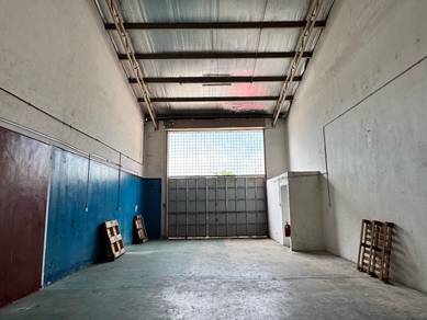 Batu Caves Bolton 1.5 Storey Factory for Rent