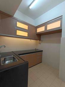 kepong bandar menjalara (plaza Medan putra) freehold ,kitchen cabinet