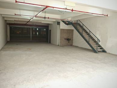 2,791 sf Seri Kembangan The Atmosphere Ground Floor Duplex Shop Office