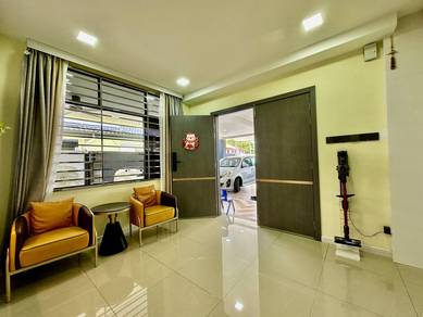 Semi-D | Bundusan | Penampang | Modern Design-OPPEIN Cabinet | CL 999
