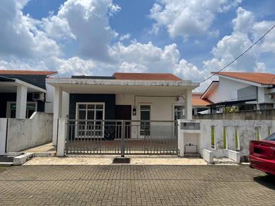 SemiD KOTASAS Presint 5, Evergreen (Like New | Gated & Guarded Area)