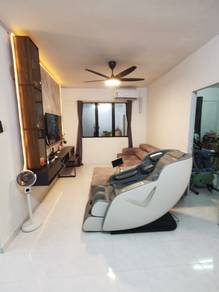 Rumah Pangsa Akasia-1