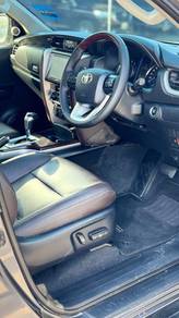 Toyota FORTUNER 2.7 V ENHANCED (A)