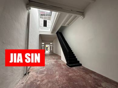 2 Storey Good Condition Heritage Shop House for RENT Georgetown