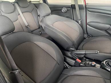 Mini Cooper 1.5 (A) Full High Grade Sporty Model