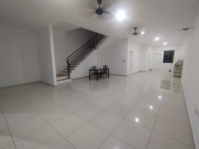 2-storey-Terraced-House-for-rent-Bandar-Sri-Sendayan-Negeri-Sembilan-3
