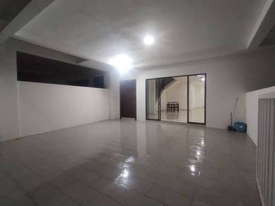 2-storey-Terraced-House-for-rent-Bandar-Sri-Sendayan-Negeri-Sembilan-1